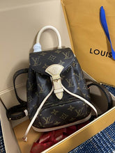 M11199 24X25X12cm YG 0