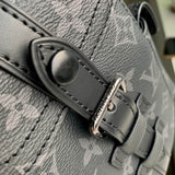 Christopher M82769 14x19x6cm tela monogram (1)