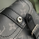 Christopher M82769 14x19x6cm tela monogram (1)