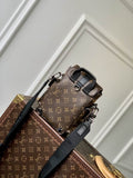 Christopher M82769 14x19x6cm tela monogram (1)