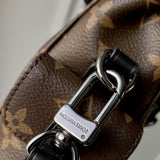 Christopher M82769 14x19x6cm tela monogram (1)