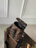 Christopher M82769 14x19x6cm tela monogram (1)